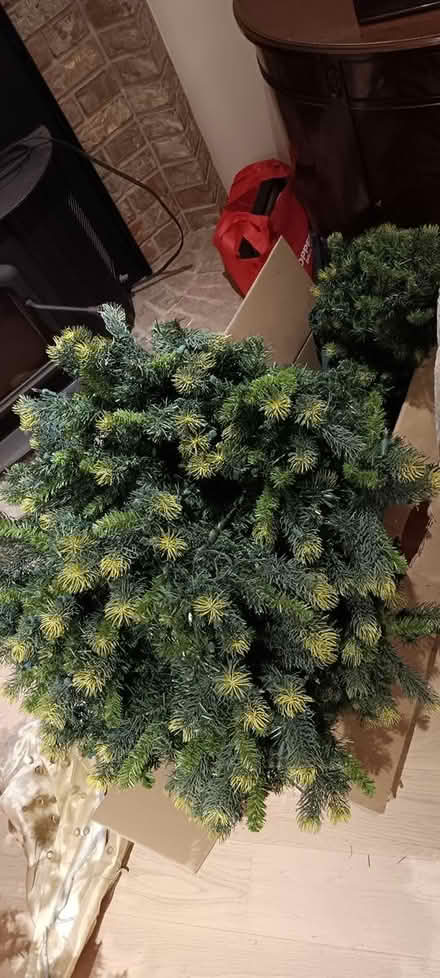 Photo of free 7ft artificial xmas tree (Erin mills and burnhamthorpe) #2