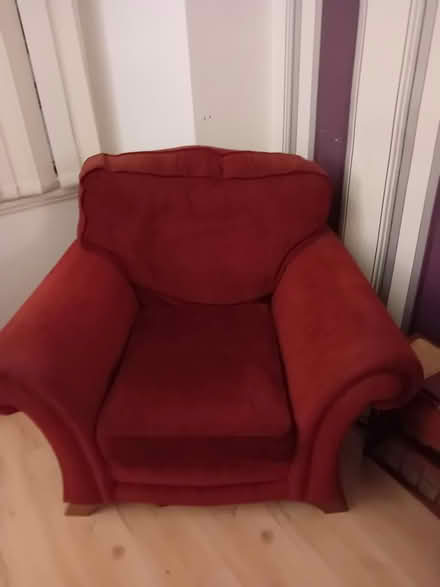 Photo of free Sofa and matching chair (Finnieston Glasgow) #1