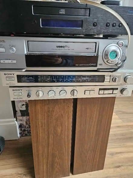 Photo of free Vhs dvd radio amplifier (Welling DA15) #1