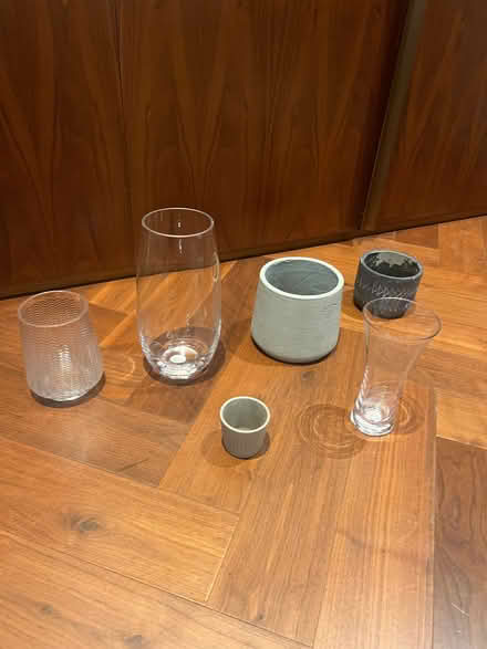 Photo of free Plant pots and vases (Nine Elms SW11) #1