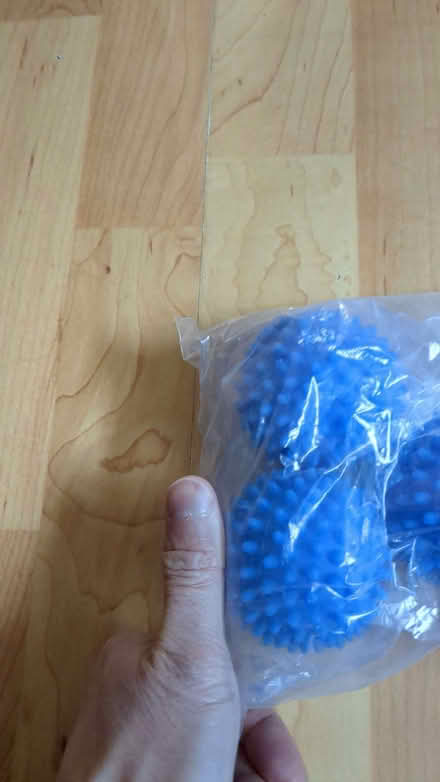 Photo of free Drying balls x 3 ig8 (Woodford IG8) #2