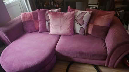 Photo of free Pink chaise sofa 3/4 seater (Horndean PO8) #2