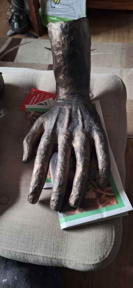 Photo of free Hand & foot sculptures large (Welling) #1