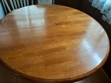 Photo of free Round table (Carson) #2