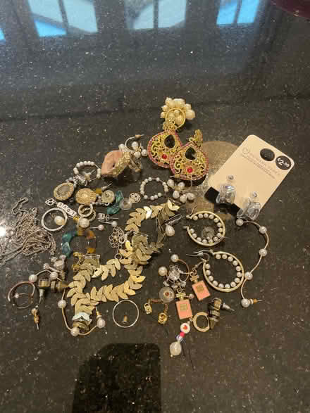 Photo of free Jewellery (Ruislip UB10) #1