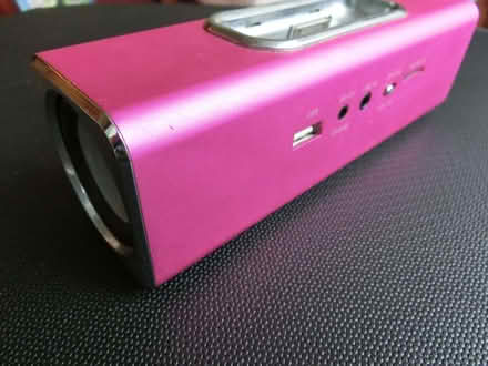 Photo of free Small Phone Speaker (North Ascot SL5) #1