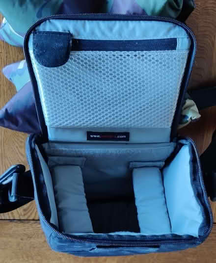 Photo of free Lowepro SLR Camera bag (Birkhill DD2) #2