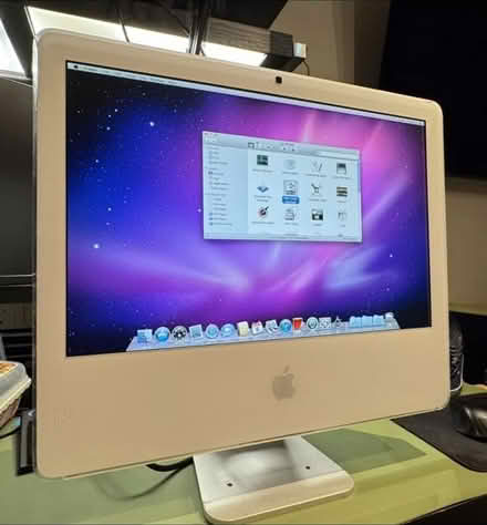 Photo of free 2x Apple iMac (CR2) #3
