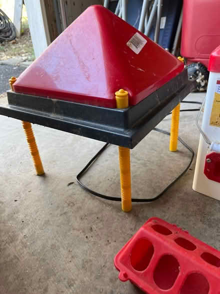 Photo of free Chick brooder kit (Upper Silver Spring) #2