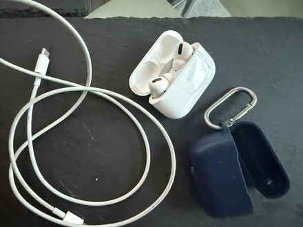 Photo of free Apple AirPods Pro (South Croydon CR2) #3