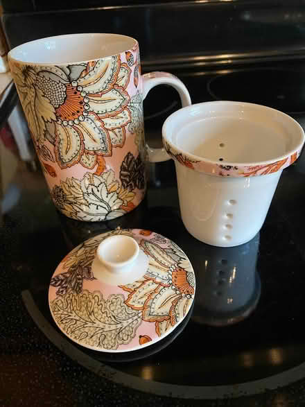 Photo of free Mugs and tumbler (downtown area Ridgewood NJ) #2