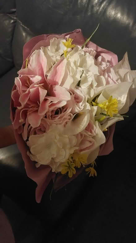 Photo of free Fake flowers (West bromwich) #2
