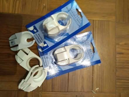 Photo of free Plate grip glass holders (Barford CV35) #2