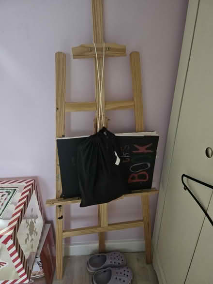 Photo of free Wooden esel (Isle of dogs E14) #1