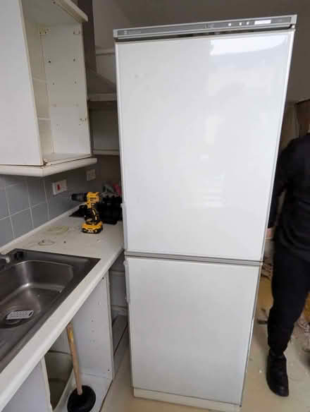 Photo of free Old Fridge-Freezer, Still Working Fine (Ravenscourt Park W6) #2