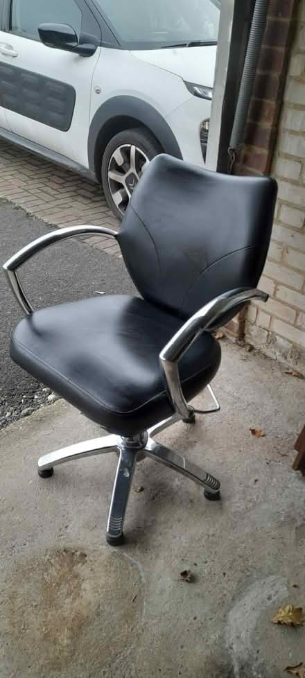 Photo of free Faux leather/chrome chair (Old Windsor SL4) #3