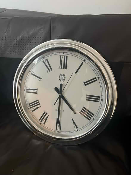 Photo of free wall clock (camberley GU16) #2