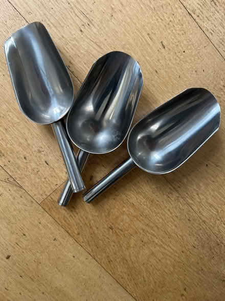 Photo of free 3 metal scoops - 19cm long (Near Kew Gardens, Richmond) #1