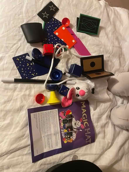 Photo of free Kids magic set (Farnham GU9) #3