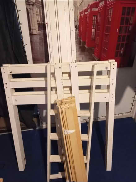 Photo of free Mid sleep bed (Springfield WV10) #2
