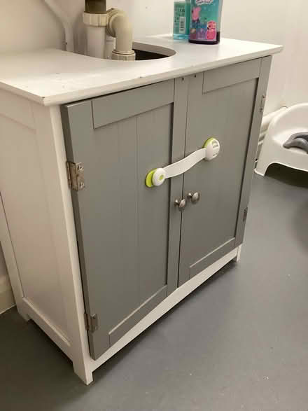 Photo of free Grey and White bathroom Cabinet (Hythe,) #1