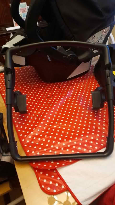 Photo of free Chicco Baby Car Seat + Base (M32 Stretford) #4