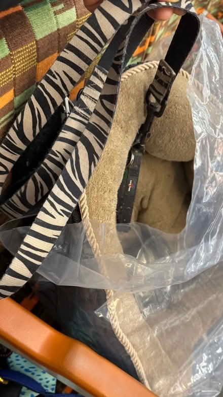 Photo of free Small dog bed and lead (Haringey N15 3) #1