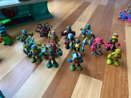 Photo of free Turtles toys - bundle (Bromley / Hayes BR2) #2