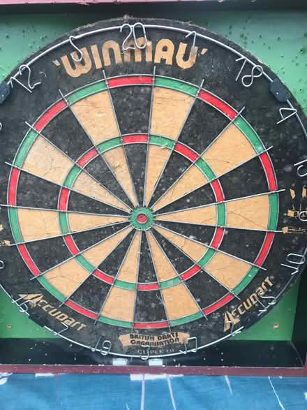 Photo of free dart board (M23 northern moor) #2