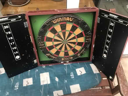 Photo of free dart board (M23 northern moor) #1