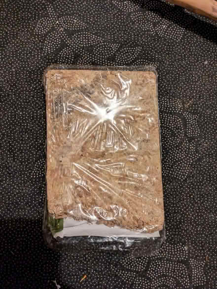 Photo of free Various reptile accessories (LU7) #4