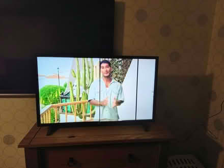 Photo of free Smart TV (Herdings S14) #1
