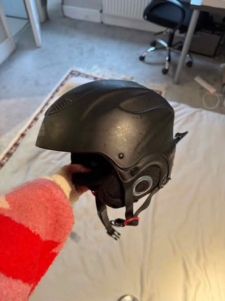 Photo of free Ski helmet (N4 1jz) #2