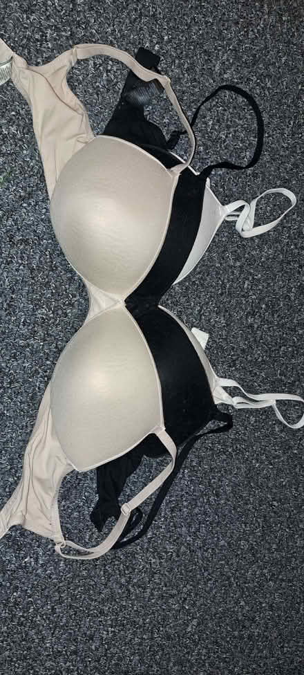 Photo of free 3 bras (AB16) #1