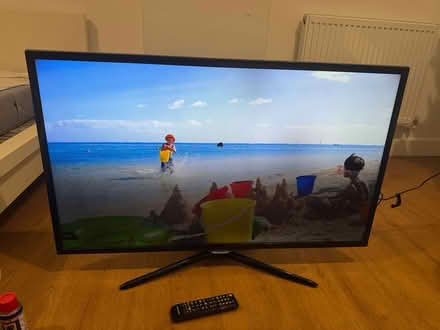 Photo of free Samsung smart TV (Teddington) #1