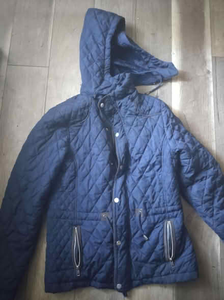 Photo of free Women's coat (Northeast Glisan) #1