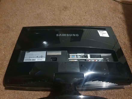 Photo of free Samsung SyncMaster T220 22" 1680x1050 TV / LCD Monitor (Leith EH6) #3