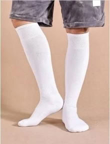 Photo of Knee length socks pls - old football ones would work :) (Seven Sisters N15) #1