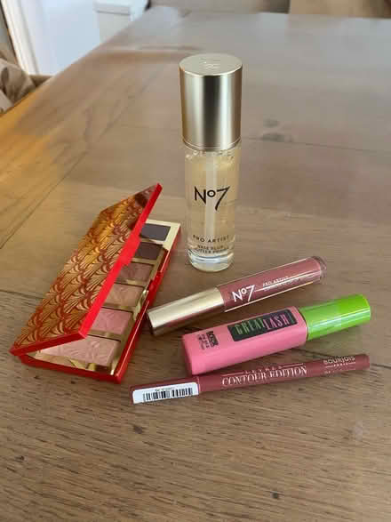 Photo of free Makeup (new) (Brockley / Lewisham SE13) #1