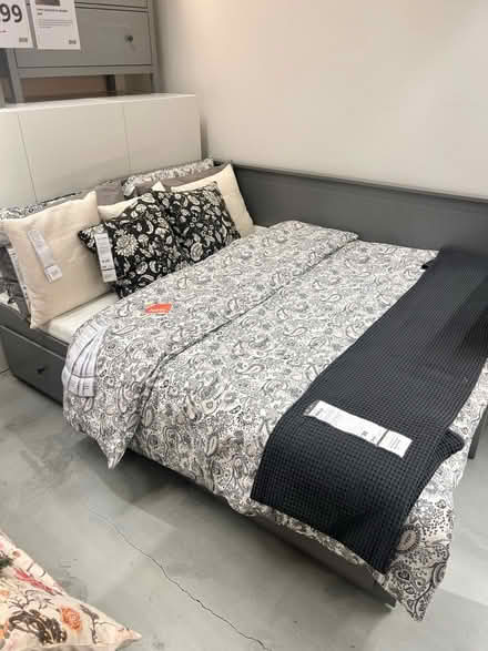 Photo of Day bed (Askew Road) #2