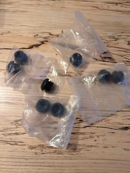 Photo of free End caps (20910) #1
