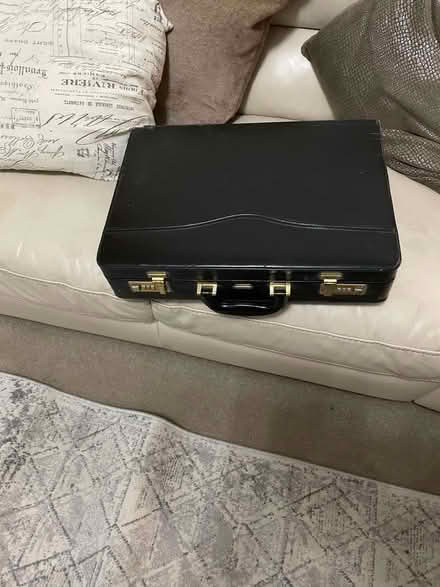 Photo of free Strong suit/dress bag, 2 attaché cases (Elmers End BR3) #2