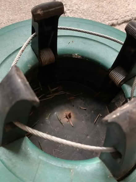 Photo of free Christmas Tree Base (NO RESERVOIR) (Worcester Park KT4) #3