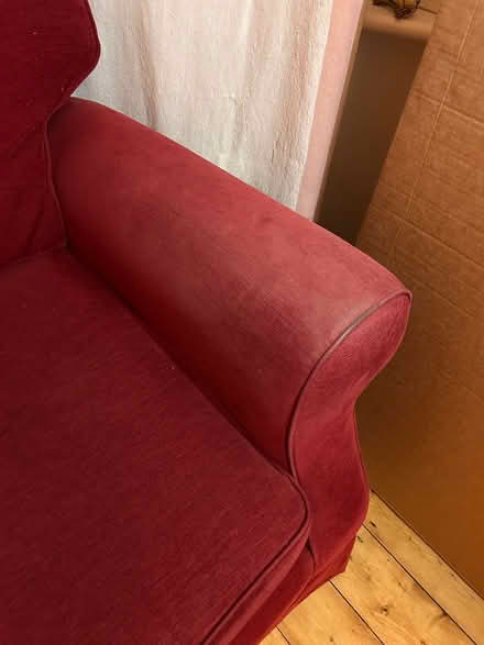 Photo of free 2-seater sofa good condition (Tooting SW17) #3