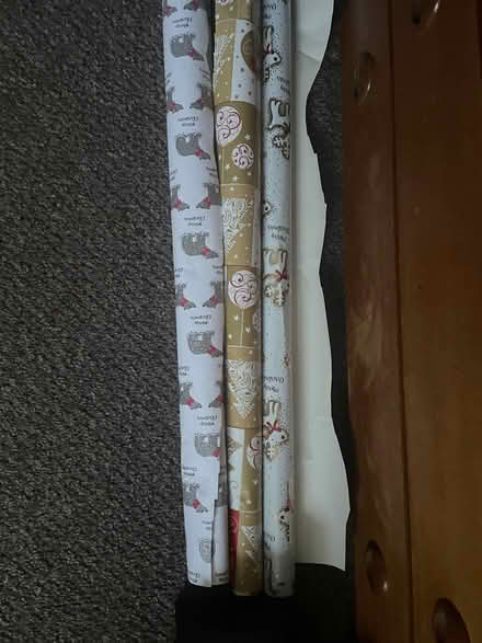 Photo of free Christmas wrapping paper (Seven Sisters N15) #1