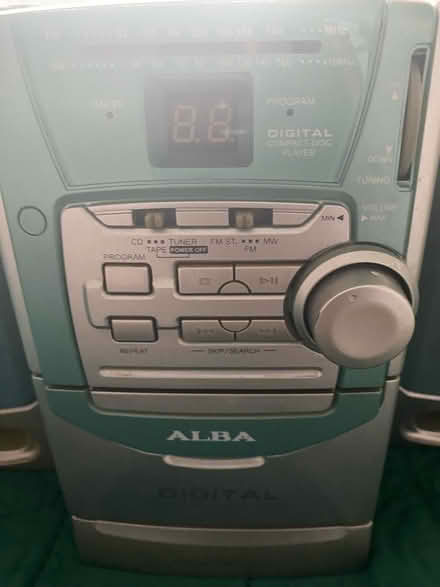 Photo of free Cd/ cassette player (B29) #2
