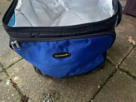 Photo of free Large cooler bag (Clapham MK41) #3