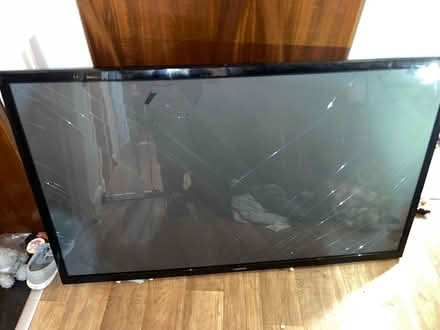 Photo of free BROKEN plasma tv (Muirhouse, EH4) #1