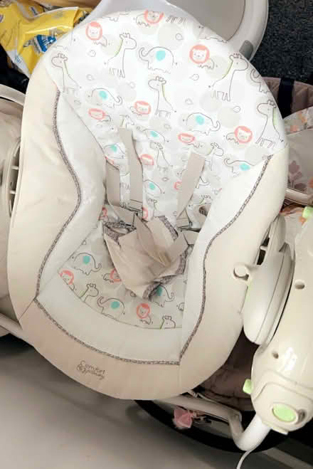 Photo of free baby rocker (Saughall village CH1) #1