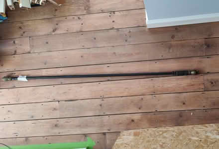 Photo of free Adjustable curtain pole (SE24) #1